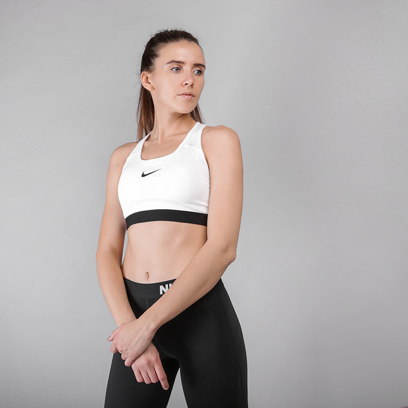 женский белый топ Nike Pro Classic Padded Medium 823312-100 - цена, описание, фото 1
