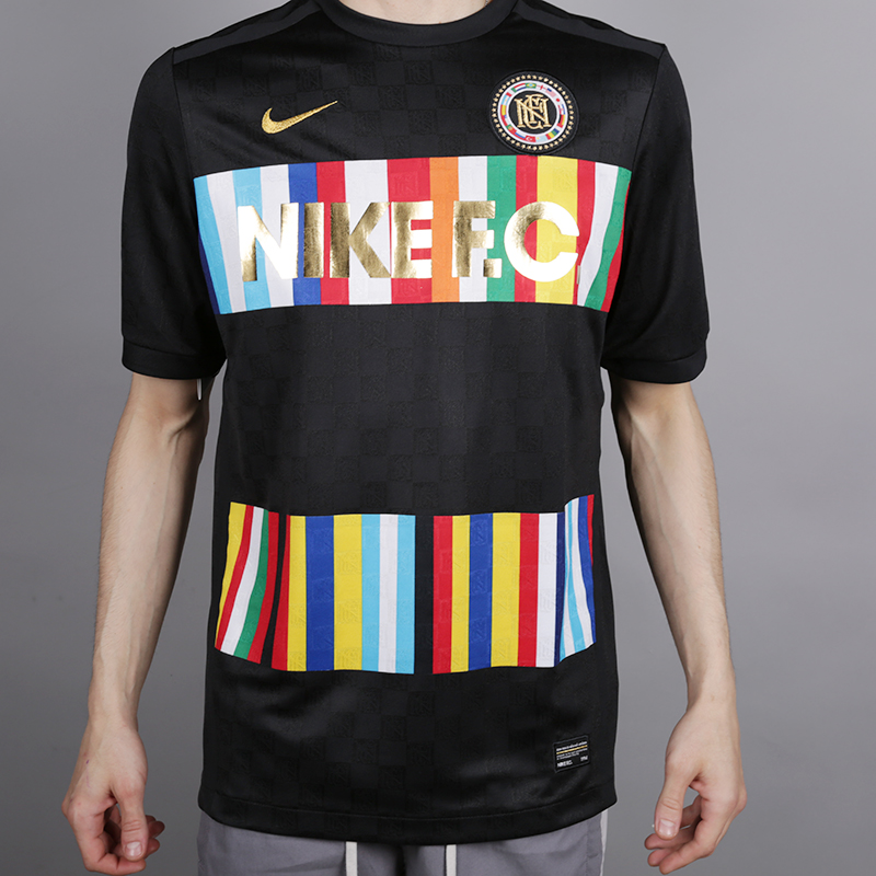 мужская черная футболка Nike F.C. 886872-013 - цена, описание, фото 3