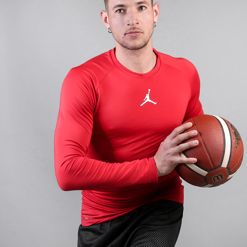 

Футболка Jordan 23 Alpha, Красный