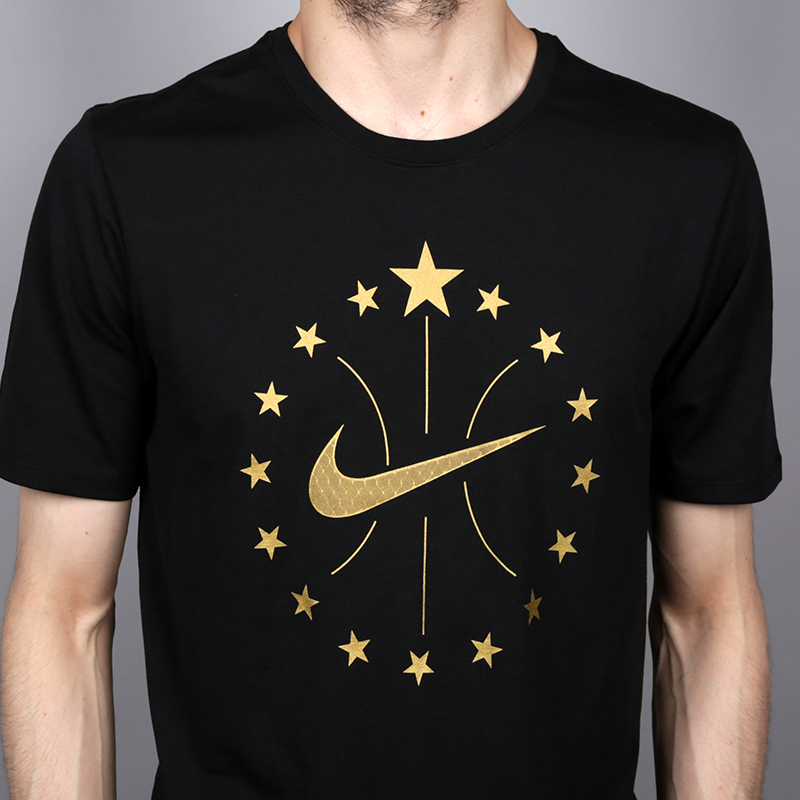 мужская черная футболка Nike 16 Stars Tee 913342-010 - цена, описание, фото 2