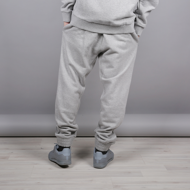 мужские серые брюки adidas EQT Knit Bottom CV8469 - цена, описание, фото 3