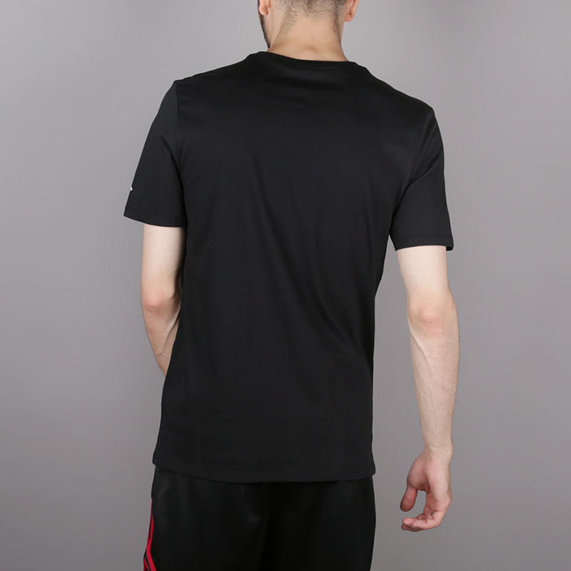 мужская черная футболка Jordan Last Shot GFX AO2623-010 - цена, описание, фото 5