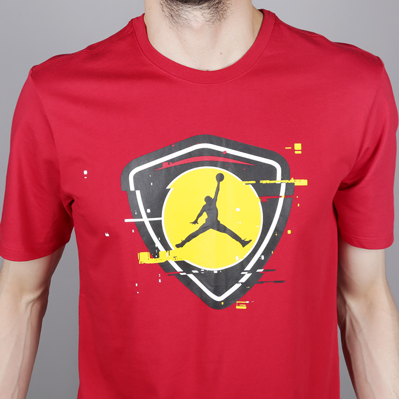 мужская красная футболка Jordan Last Shot AO2625-687 - цена, описание, фото 2