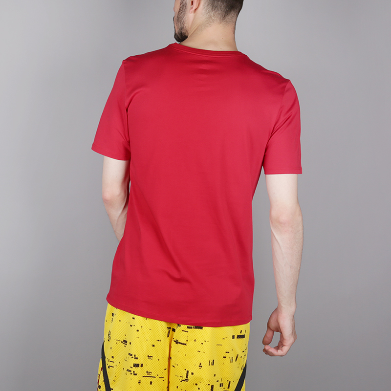 мужская красная футболка Jordan Last Shot GFX AQ0692-687 - цена, описание, фото 4