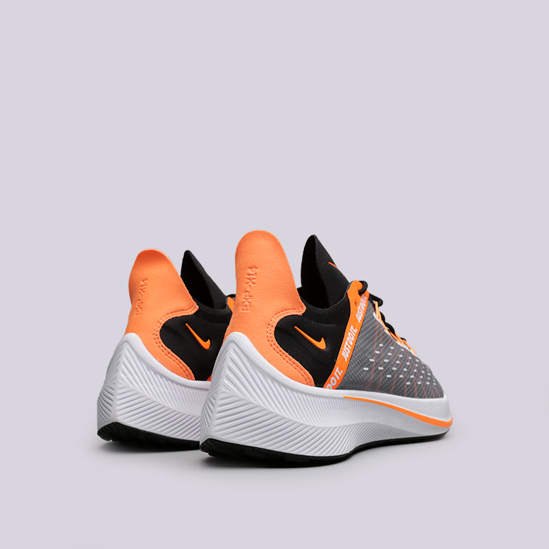 мужские серые кроссовки Nike EXP-X14 SE AO3095-001 - цена, описание, фото 4