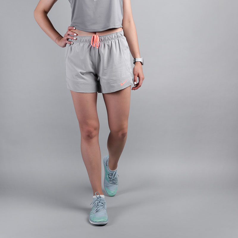 женские серые шорты Nike Flex 2 in 1 891939-027 - цена, описание, фото 1