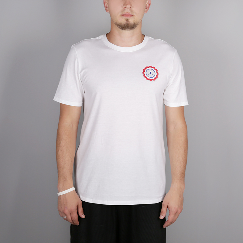 мужская белая футболка Jordan Paris Bastle Day 2 AQ2506-100 - цена, описание, фото 1