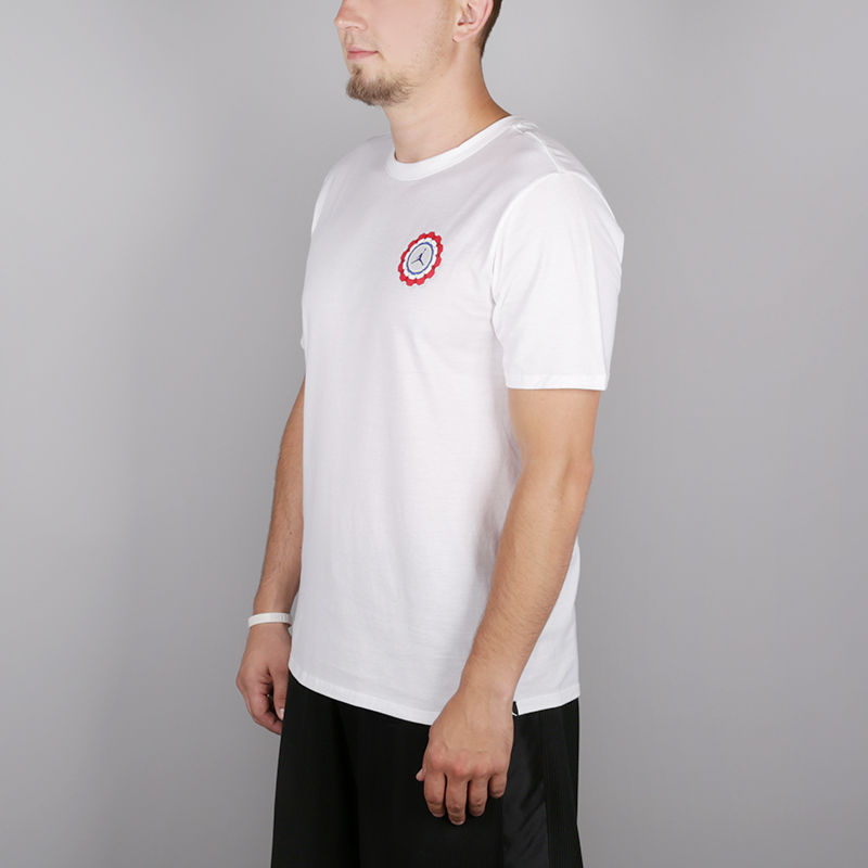 мужская белая футболка Jordan Paris Bastle Day 2 AQ2506-100 - цена, описание, фото 3