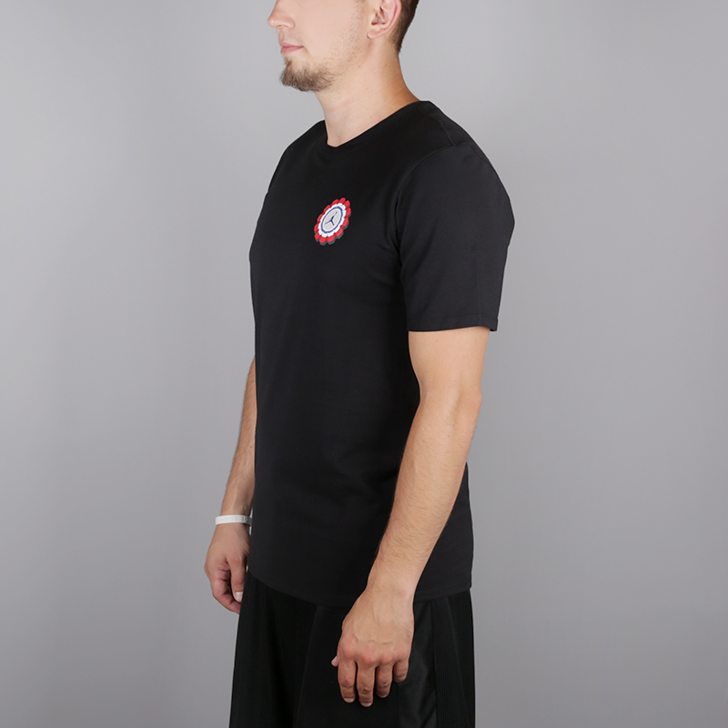 мужская черная футболка Jordan Paris Bastle Day 2 AQ2506-010 - цена, описание, фото 3