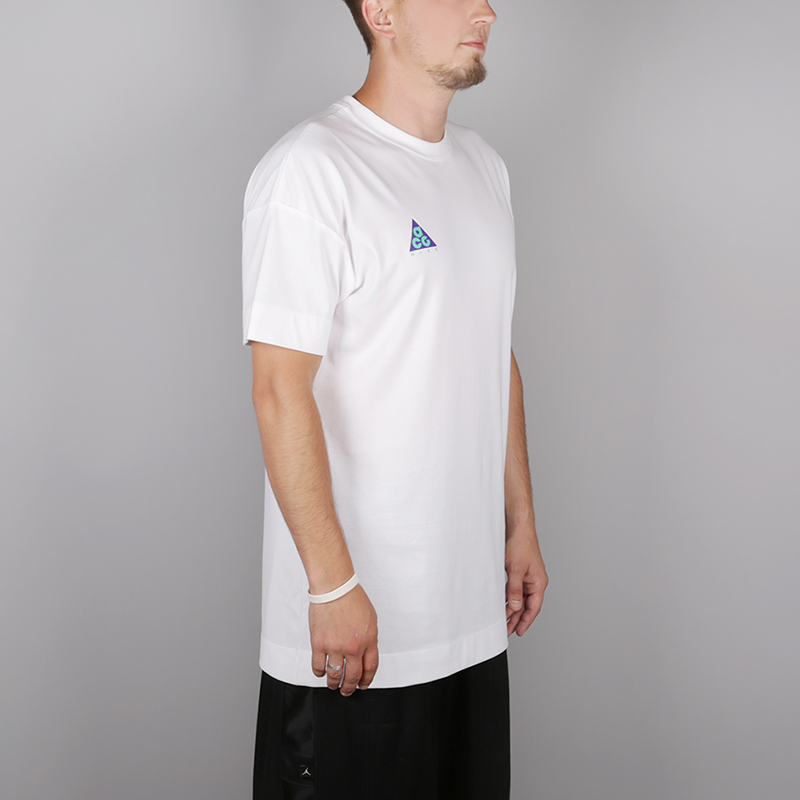 мужская белая футболка Nike ACG Tee AO4643-100 - цена, описание, фото 3