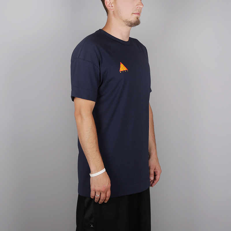 мужская синяя футболка Nike ACG Tee AO4643-451 - цена, описание, фото 3