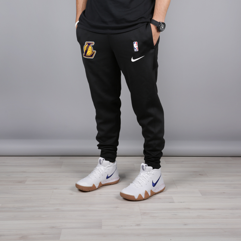 мужские черные брюки Nike LA Therma Flex Showtime Pants AA5232-010 - цена, описание, фото 2