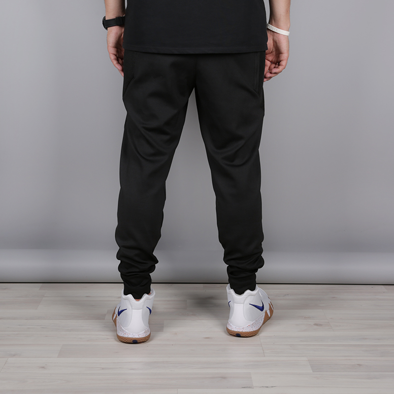 мужские черные брюки Nike LA Therma Flex Showtime Pants AA5232-010 - цена, описание, фото 4