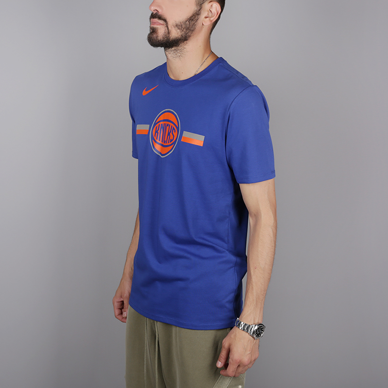 мужская синяя футболка Nike New York Knicks 933543-495 - цена, описание, фото 3