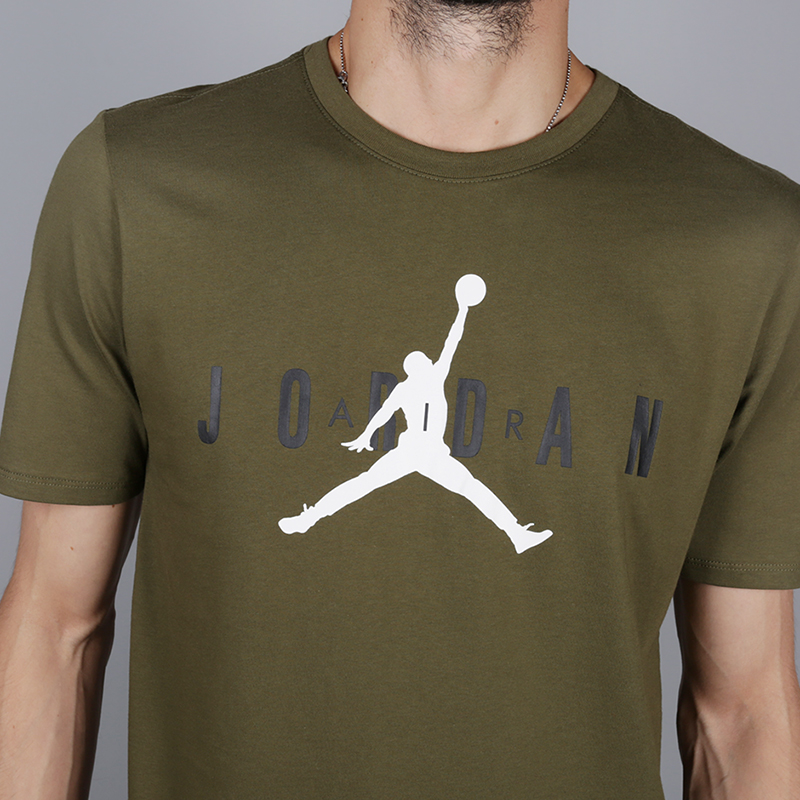 мужская зеленая футболка Jordan Graphic AA1907-395 - цена, описание, фото 2