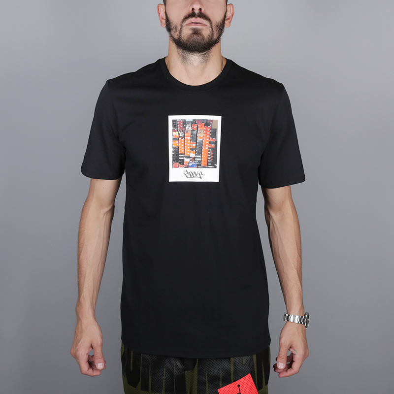 мужская черная футболка Nike Raised Verb AA6315-010 - цена, описание, фото 1