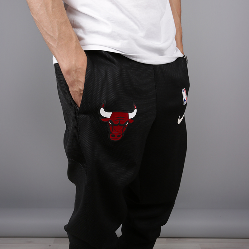 мужские черные брюки Nike Chicago Bulls Therma Flex Showtime AA5213-010 - цена, описание, фото 4