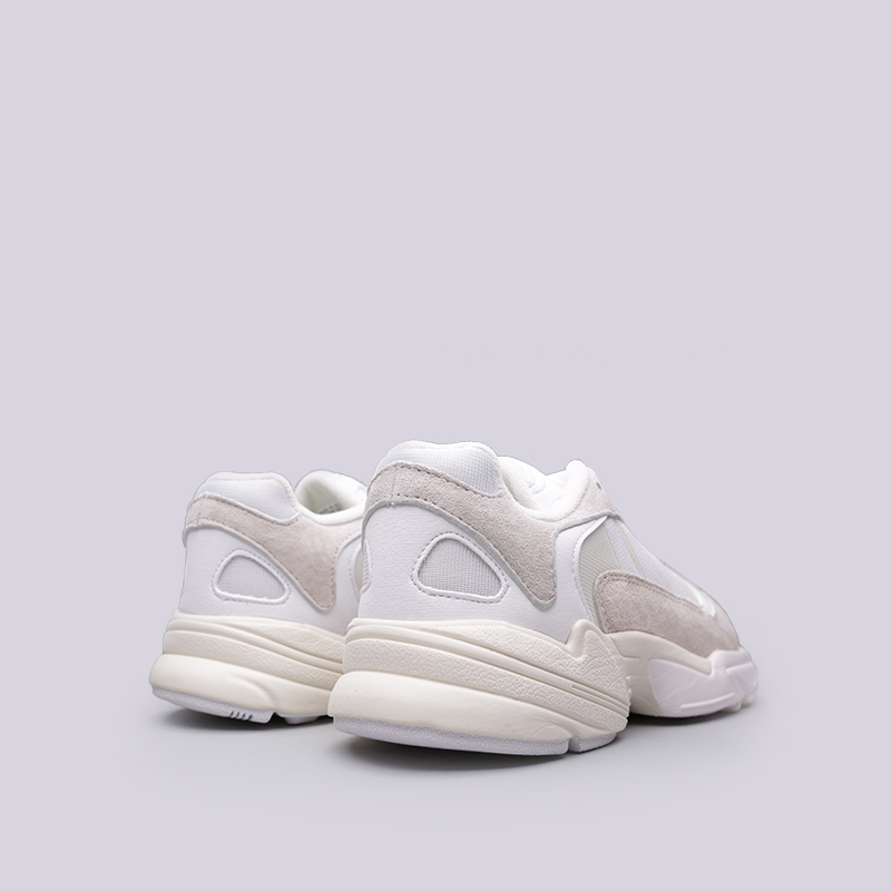  белые кроссовки adidas Yung-1 B37616 - цена, описание, фото 4