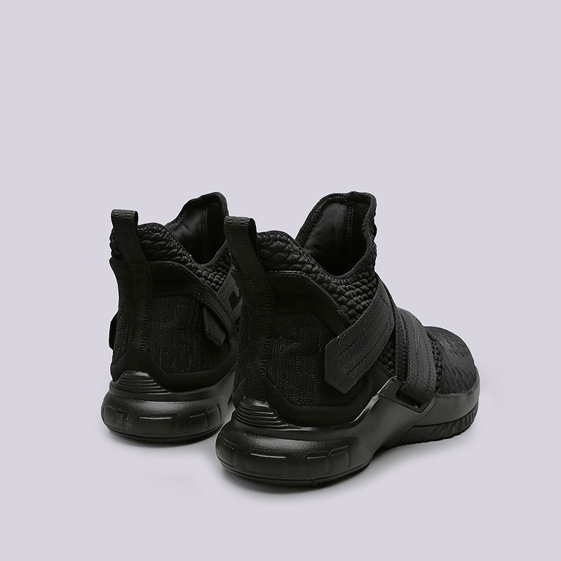 lebron soldier 12 all black