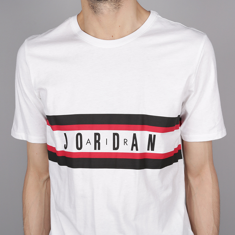 мужская белая футболка Jordan Graphic 939618-100 - цена, описание, фото 2