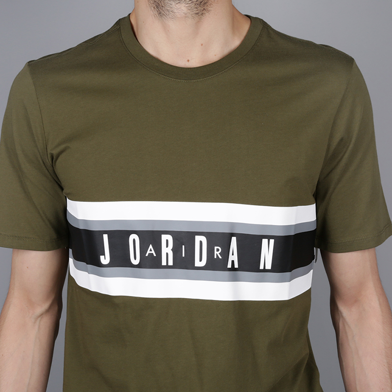 мужская зеленая футболка Jordan Graphic 939618-395 - цена, описание, фото 2