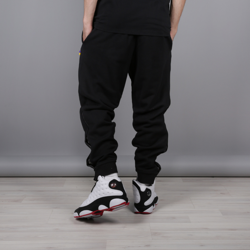 мужские черные брюки Nike Lakers AH4281-010 - цена, описание, фото 3