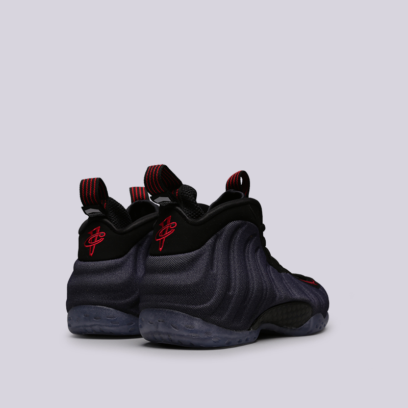 foamposite one shoes