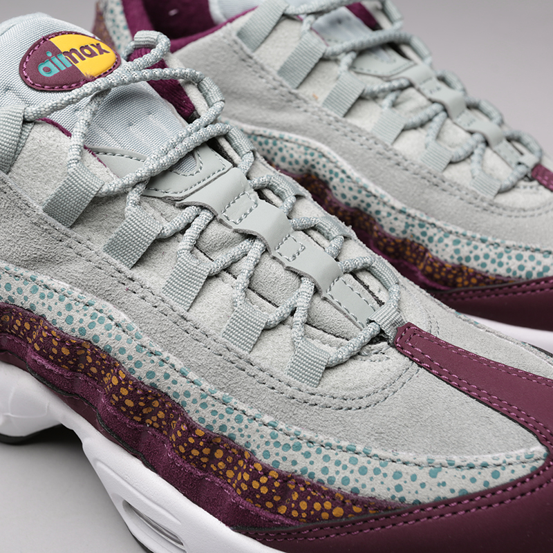 женские фиолетовые кроссовки Nike WMNS Air Max 95 PRM 807443-601 - цена, описание, фото 5