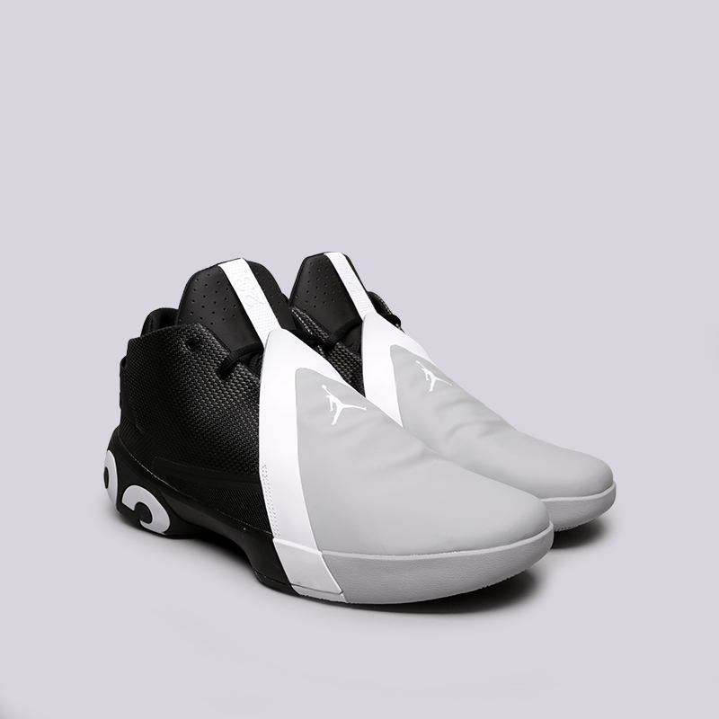 мужские черные баскетбольные кроссовки Jordan Ultra Fly 3 AR0044-001 - цена, описание, фото 3