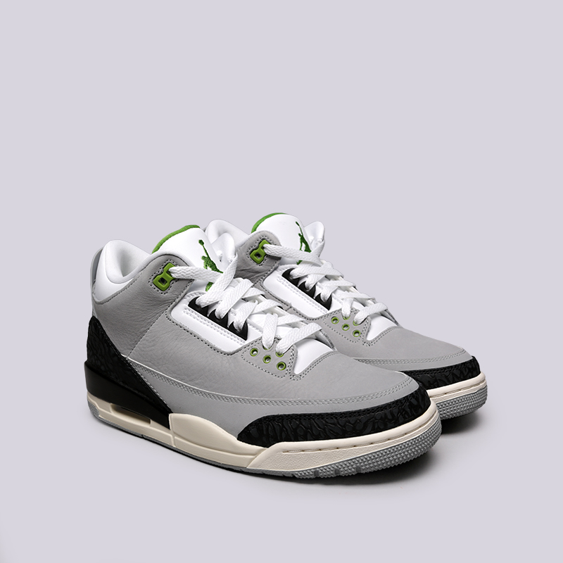 мужские серые кроссовки Jordan 3 Retro 136064-006 - цена, описание, фото 2