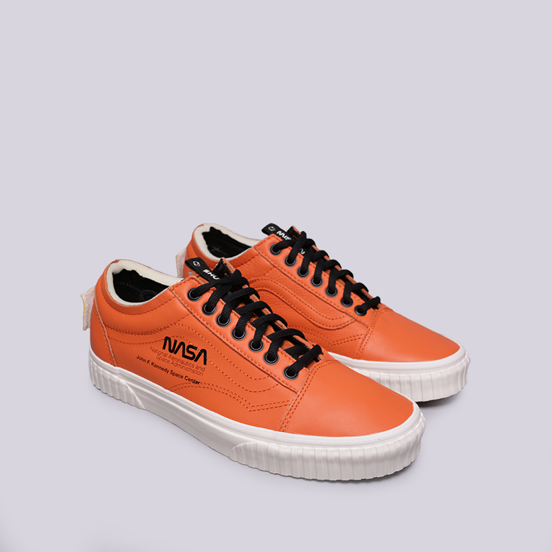 мужские оранжевые кроссовки Vans Old Skool VA38G1UPAM - цена, описание, фото 3