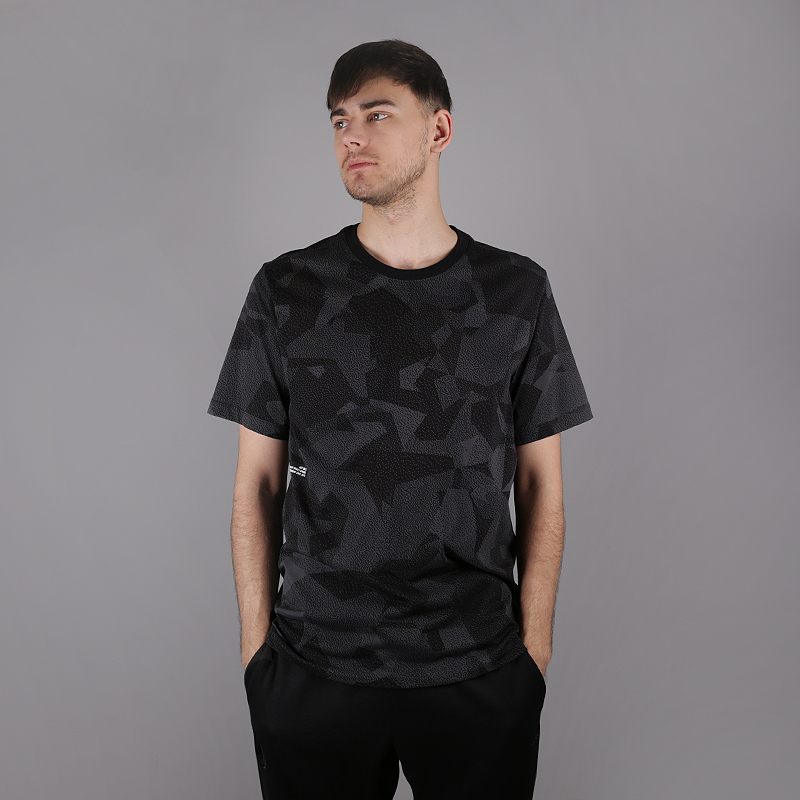 

Футболка Nike, Dri-FIT Kyrie, Черный;серый
