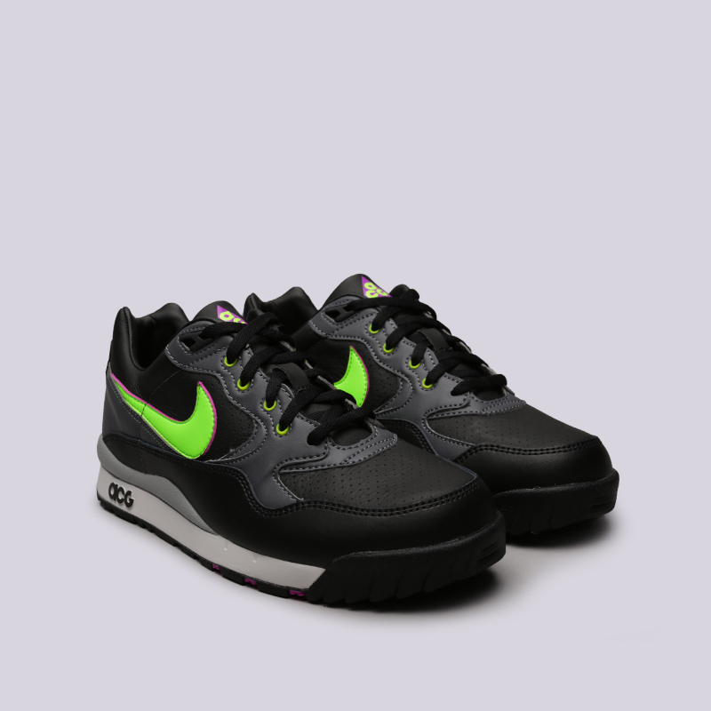 

Кроссовки Nike, Чёрный