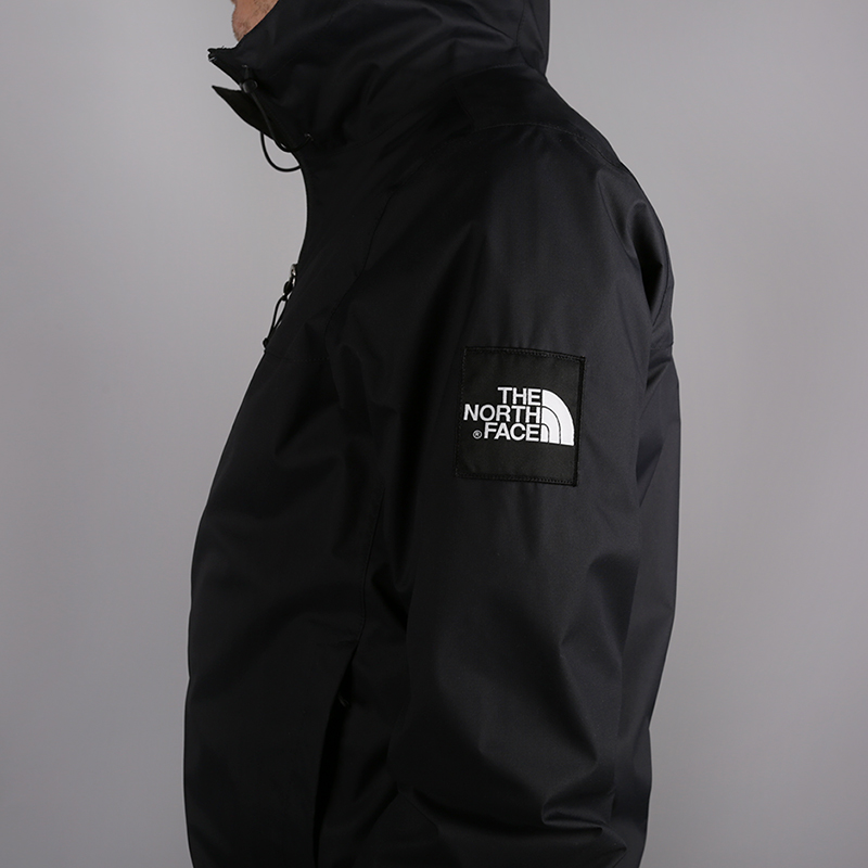 мужская черная куртка The North Face Mountain Quest Jacket T0CR3QNM9 - цена, описание, фото 5