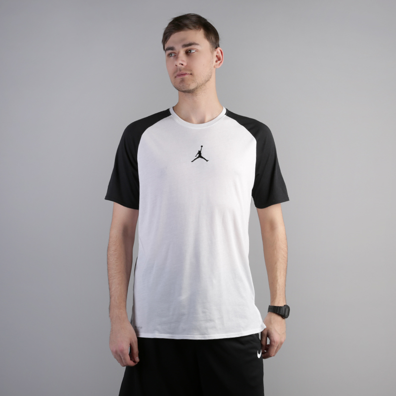 мужская белая футболка Jordan 23 Alpha AO8861-100 - цена, описание, фото 1