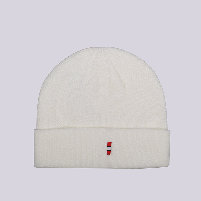  белая шапка Jordan PSG Beanie AQ4433-101 - цена, описание, фото 2