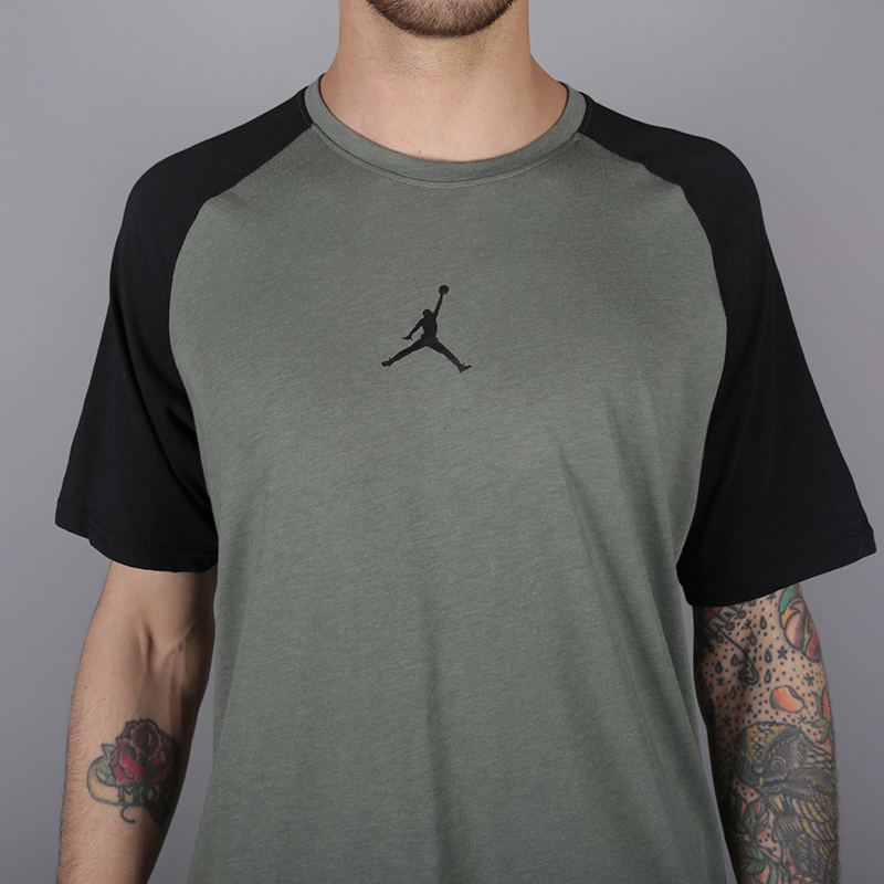 мужская зеленая футболка Jordan 23 Alpha AO8861-351 - цена, описание, фото 2