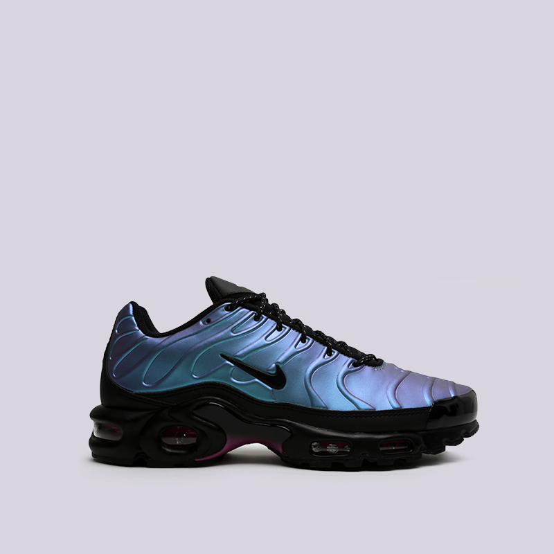 мужские черные кроссовки Nike Air Max Plus SE AJ2013-006 - цена, описание, фото 1