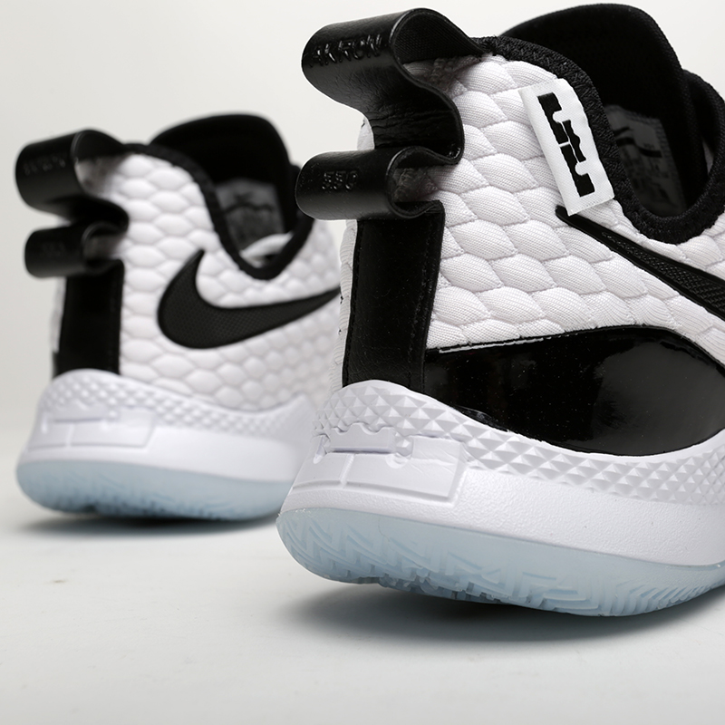  белые кроссовки Nike Lebron Witness III PRM BQ9819-100 - цена, описание, фото 6
