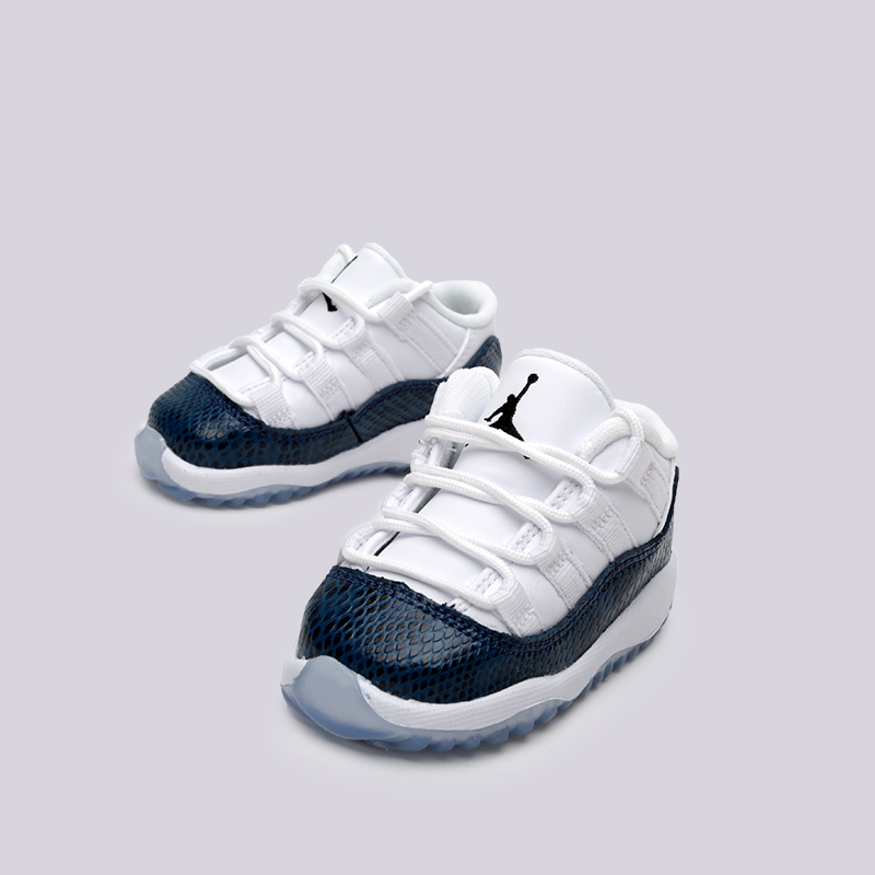 детские белые кроссовки Jordan 11 Retro Low LE (TD) CD6849-102 - цена, описание, фото 4