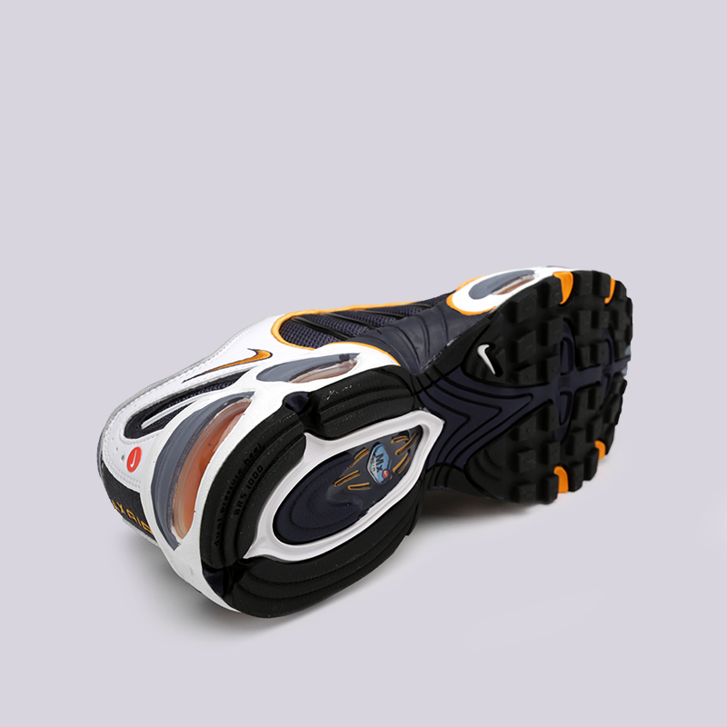 мужские серые кроссовки Nike Air Max Tailwind IV AQ2567-001 - цена, описание, фото 2
