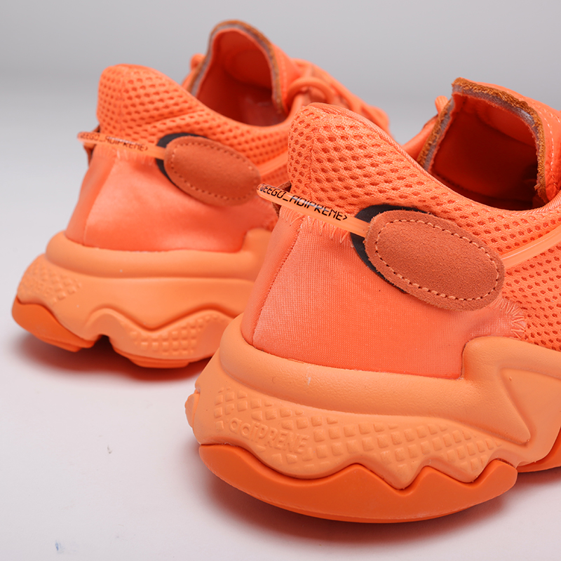 мужские оранжевые кроссовки adidas Ozweego EE6465 - цена, описание, фото 5