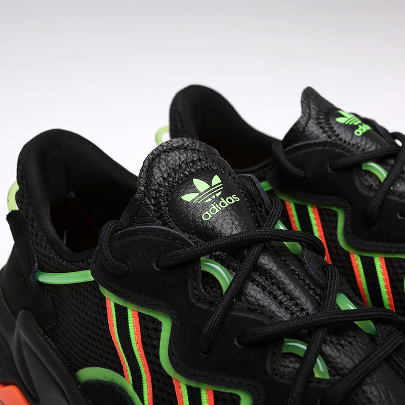 мужские черные кроссовки adidas Ozweego EE5696 - цена, описание, фото 4
