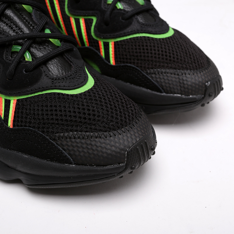 мужские черные кроссовки adidas Ozweego EE5696 - цена, описание, фото 5