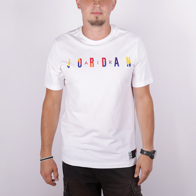 мужская белая футболка Jordan DNA AT8942-100 - цена, описание, фото 1