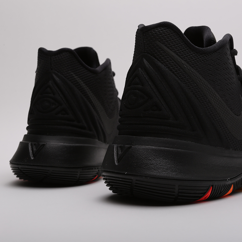мужские черные баскетбольные кроссовки Nike Kyrie 5 AO2918-001 - цена, описание, фото 4