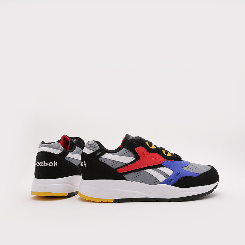 

Кроссовки Reebok, Черный;серый;синий;красный, Bolton Essential MU
