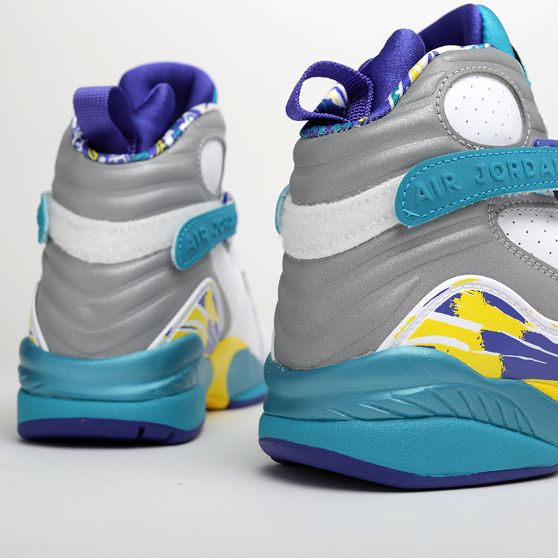 Женские кроссовки Jordan WMNS 8 Retro (CI1236-100)  - цена, описание, фото 3
