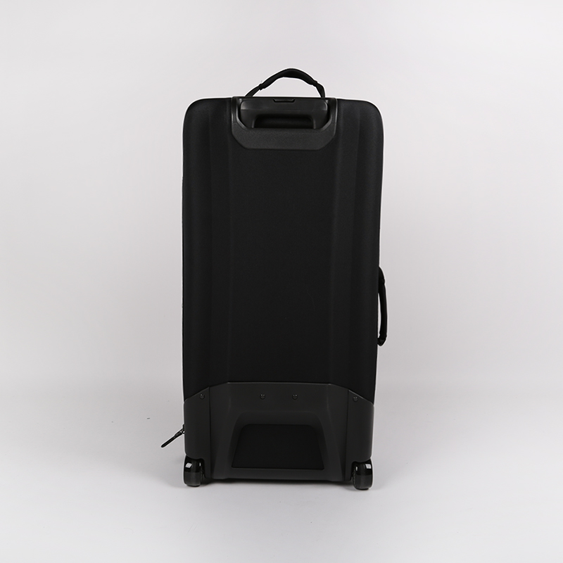 Чемодан Nike FiftyOne 49 Large Roller (PBZ278-001)  - цена, описание, фото 4