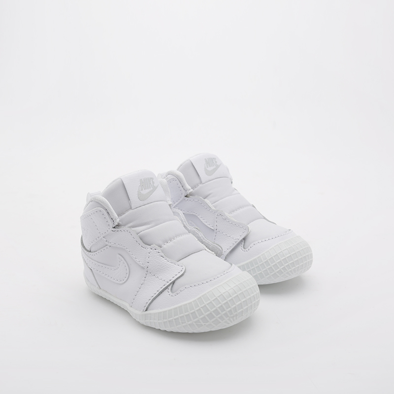 детские белые кроссовки Jordan 1 Crib Bootie AT3745-100 - цена, описание, фото 1